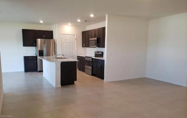 Cape Coral Residential, 2206 25th Ln, Cape Coral, Florida 33993, image 1