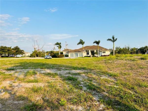 Palm Acres, 14730 Caleb Dr, Fort Myers, Florida 33908, image 1
