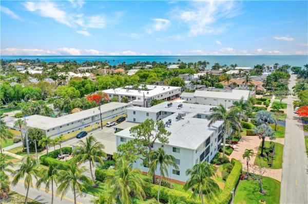 Warwick At Olde Naples, 280 S 2nd Ave #101, Naples, Florida 34102, image 1