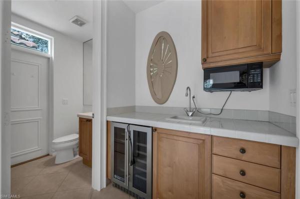 Grand Isle At Pelican Marsh, 1296 Grand Isle Ct, Naples, Florida 34108, image 1