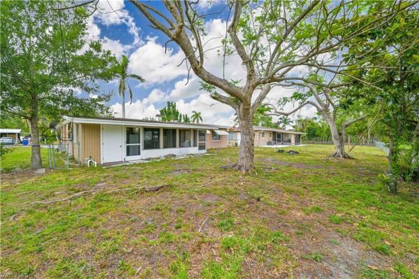 Broadview Manor, 327 Rockledge Rd, Fort Myers, Florida 33905, image 1