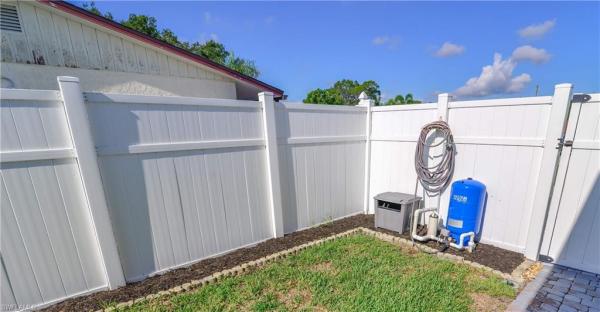 Riverdale Estates, 2957 Renee Ct, Fort Myers, Florida 33905, image 1