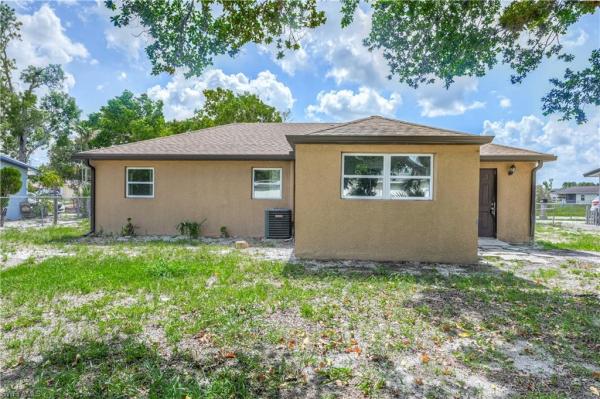Sabal Palm Gardens, 1776 Glenway Ct, Fort Myers, Florida 33916, image 1