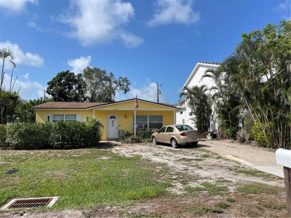 Oak Knoll, 1074 Hollygate Ln, Naples, Florida 34103, image 1