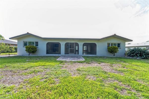 Lochmoor, 4165 Yarmouth Ct, North Fort Myers, Florida 33903, image 1