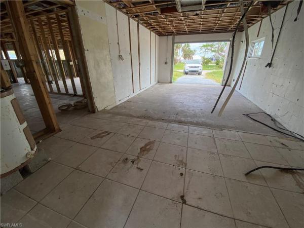 Mid-Island, 131 Mid Island Dr, Fort Myers Beach, Florida 33931, image 1