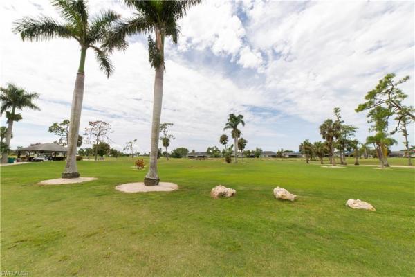 Myerlee Circle, 6911 Par Way, Fort Myers, Florida 33919, image 1
