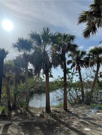 Gumbo Limbo, 9465 Beverly Ln, Sanibel, Florida 33957, image 1