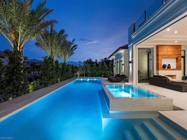 Aqualane Shores, 722 S 16th Ave, Naples, Florida 34102, image 1