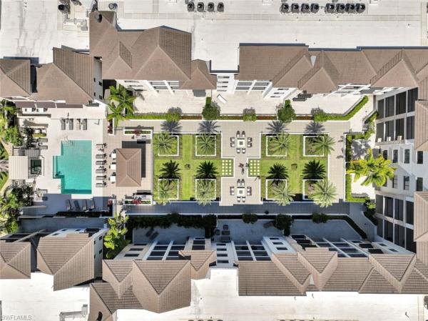 Naples Square, 1135 S 3rd Ave #301, Naples, Florida 34102, image 1
