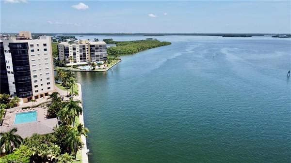 Hibiscus Pointe At Bay Beach, 4491 Bay Beach Ln #132, Fort Myers Beach, Florida 33931, image 1