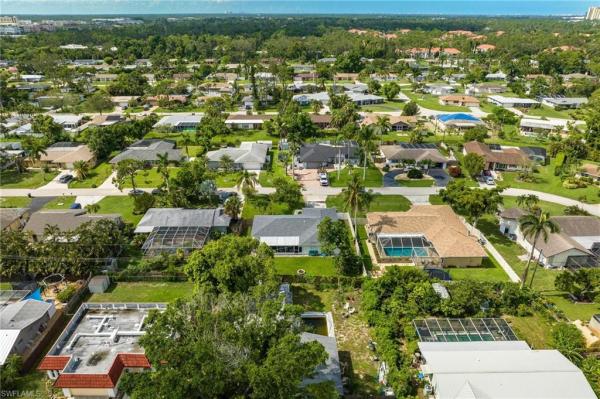 Fort Myers Villas, 2413 Woodland Cir, Fort Myers, Florida 33907, image 1