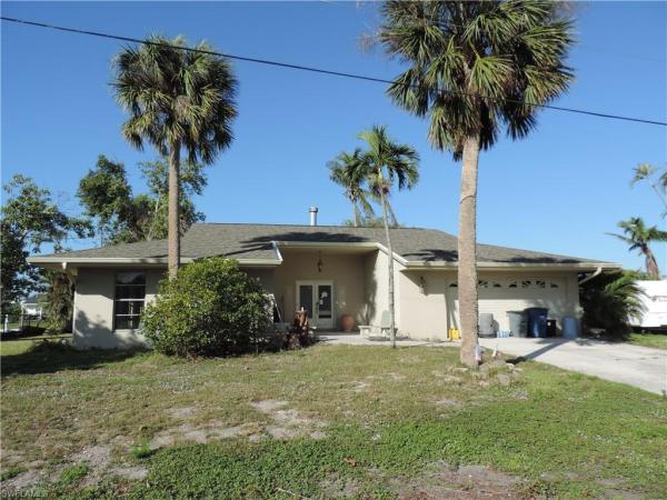 Island Park Woodlands, 6171 Island Park Ct, Fort Myers, Florida 33908, image 1
