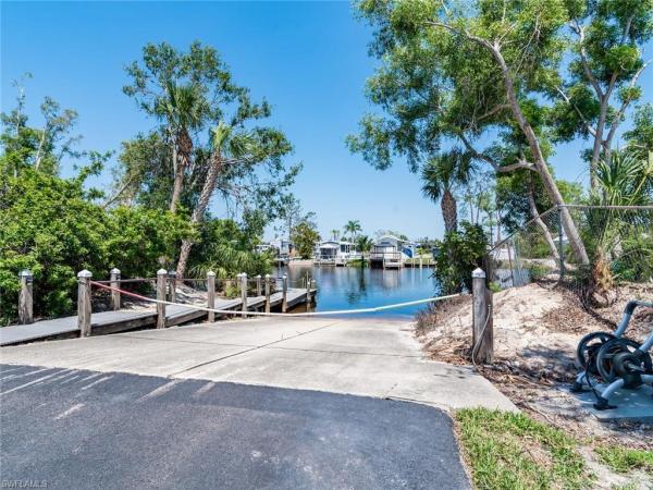Forest Villas, 6001 Forest Villas Cir, Fort Myers, Florida 33908, image 1