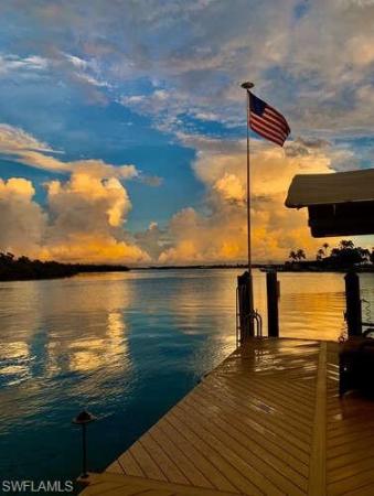 Isles Of Capri, 160 Tahiti St, Naples, Florida 34113, image 1