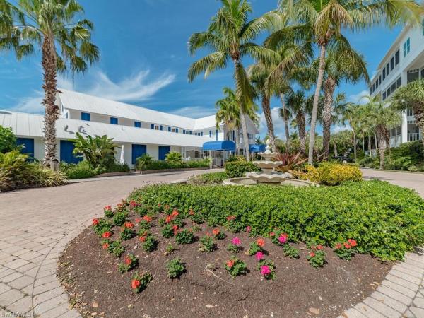 Olde Marco Island Inn & Suites, 160 Palm St #402, Marco Island, Florida 34145, image 1