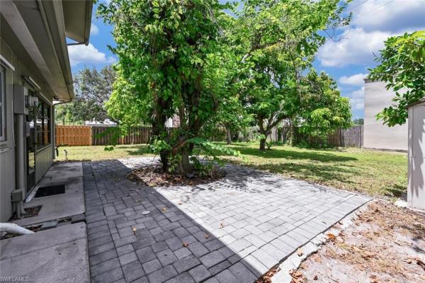 Colonial Manor, 4342 Tufts Ave, Fort Myers, Florida 33901, image 1