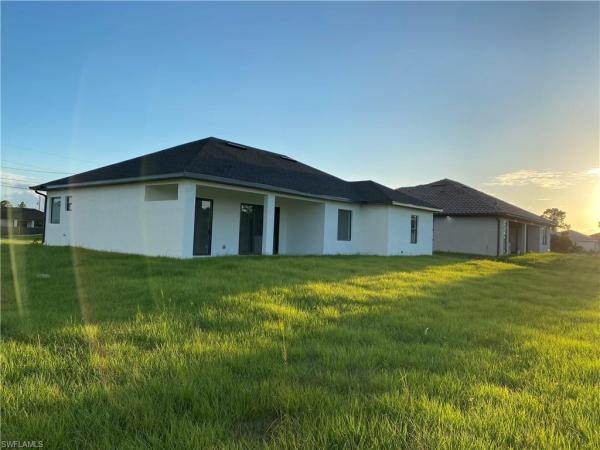 Lehigh Acres Residential, 3800 SW 16th St, Lehigh Acres, Florida 33976, image 1