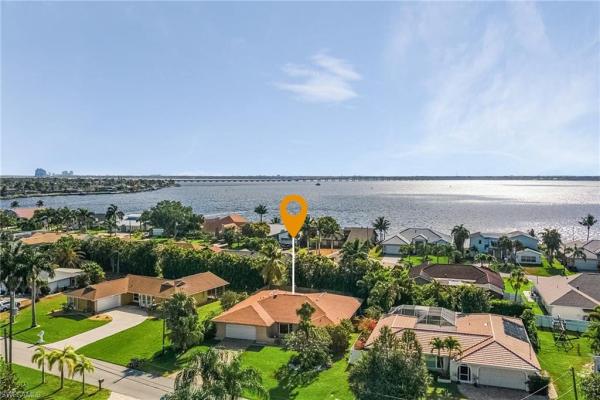 Cape Coral Residential, 2911 22nd Ave, Cape Coral, Florida 33904, image 2