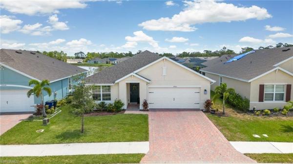 Brightwater, 8900 Cascade Price Cir, North Fort Myers, Florida 33917, image 1
