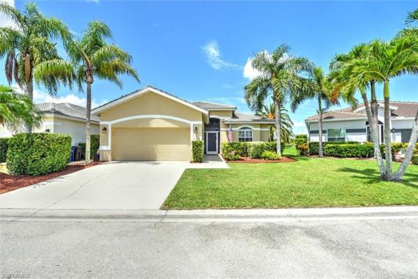 Silverlakes, 11196 Lakeland Cir, Fort Myers, Florida 33913, image 1