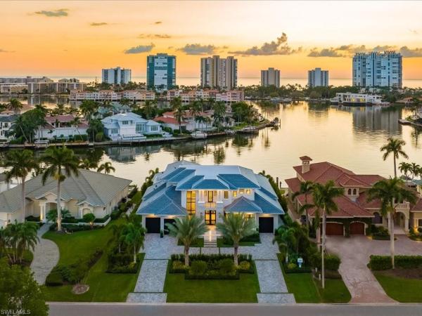 Park Shore, 3841 Crayton Rd, Naples, Florida 34103, image 1