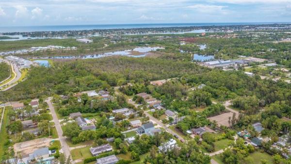 Hallendale, 3062 Andrews Ave, Naples, Florida 34112, image 1