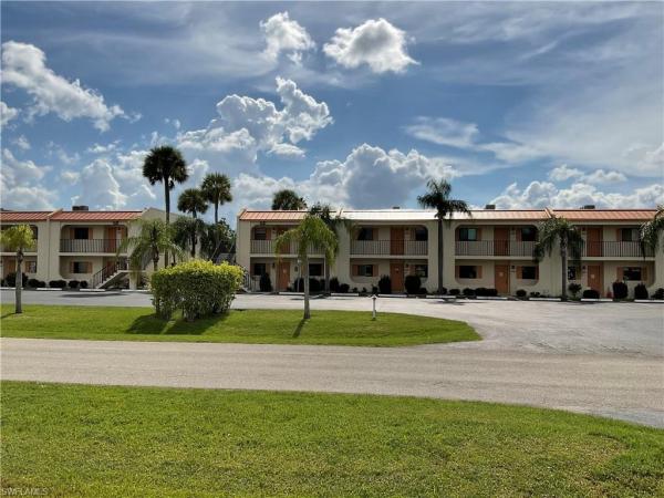 Casa Bella, 16361 Dublin Cir #202, Fort Myers, Florida 33908, image 1