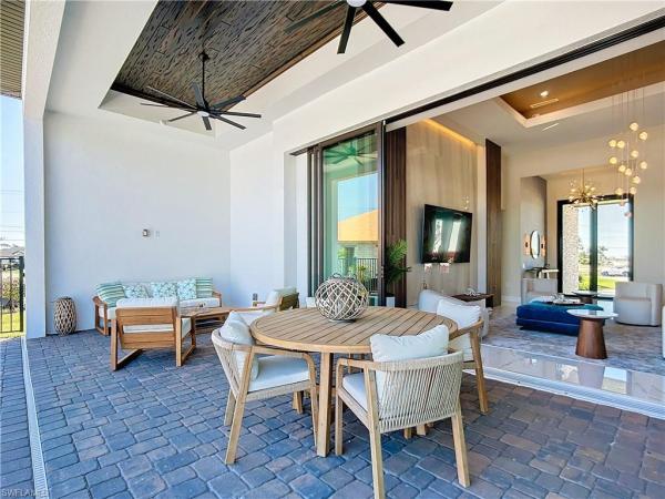 Cape Coral, 512 38th Ave, Cape Coral, Florida 33993, image 1