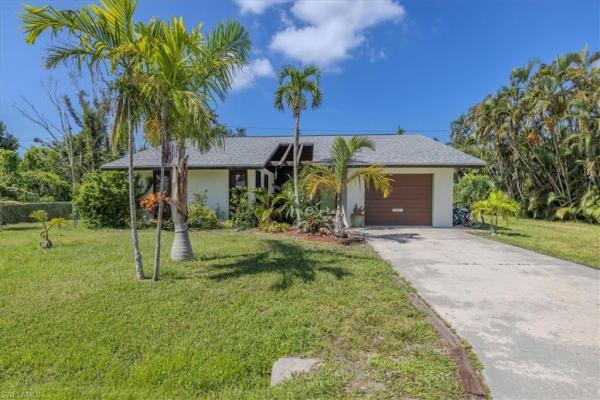 Pine Island Center, 5511 Avenue D, Bokeelia, Florida 33922, image 1