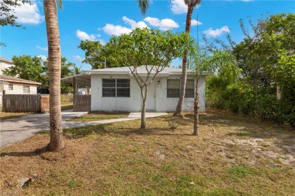 Naples Villas, 3433 Hibiscus Ave, Naples, Florida 34104, image 1
