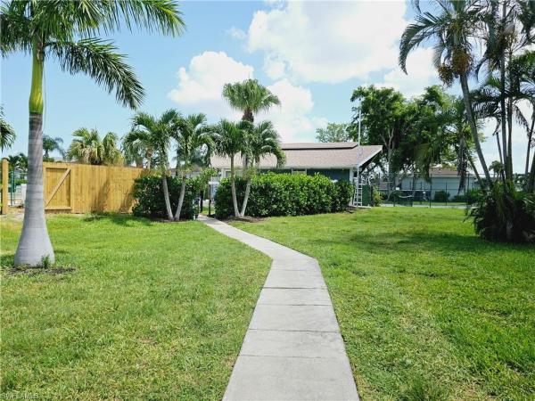 Provincetown, 3335 Ottawa Cir #4, Fort Myers, Florida 33907, image 1