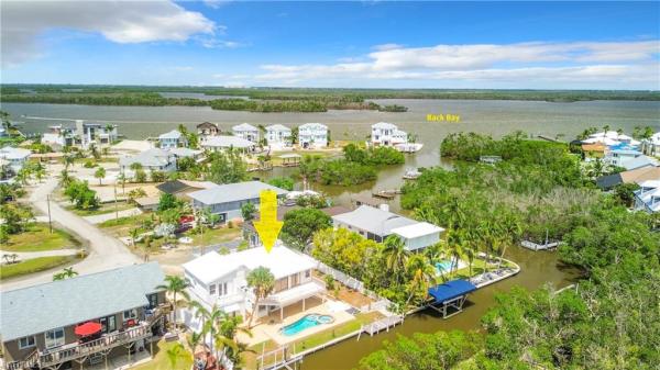 McPhie Park, 292 Sterling Ave, Fort Myers Beach, Florida 33931, image 1