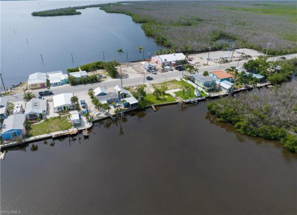 Pine Island Fill, 4850 NW Pine Island Rd, Matlacha, Florida 33993, image 1