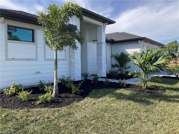 16047 Minorca Dr, Punta Gorda, Florida 33955, image 2