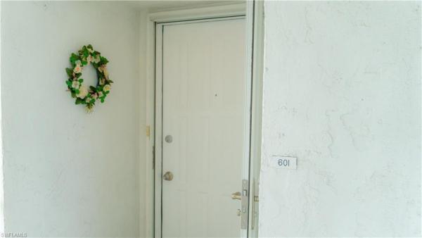 High Point Country Club, 37 E High Point Cir #601, Naples, Florida 34103, image 1
