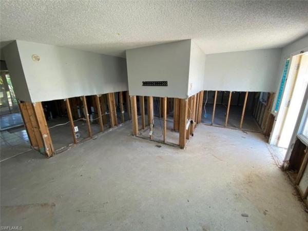 Linda Loma, 11330 Luanne Ln, Fort Myers, Florida 33908, image 1