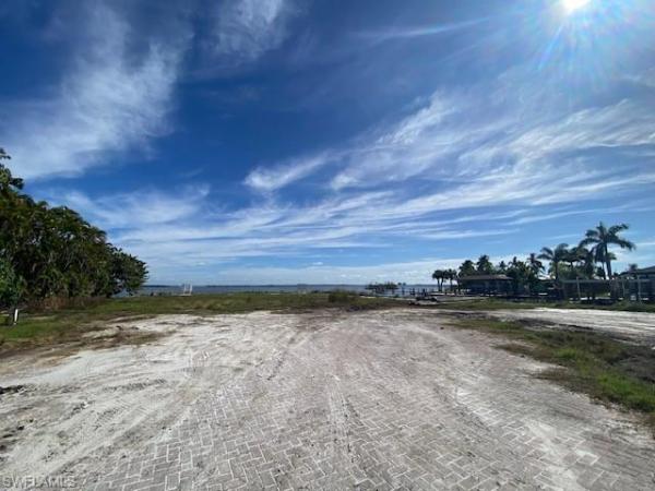 Sandpiper Village, 280 Egret St, Fort Myers Beach, Florida 33931, image 1