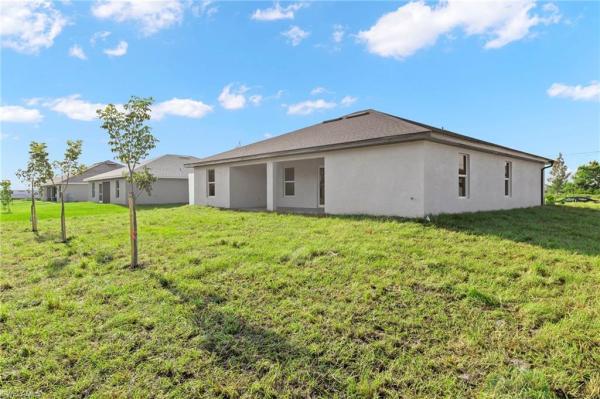 Gator Circle, 423 31st Ter, Cape Coral, Florida 33909, image 1