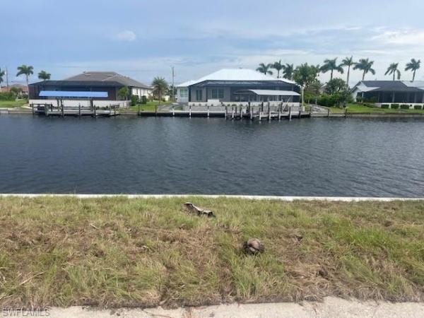 Cape Coral Residential, 2621 38th St, Cape Coral, Florida 33914, image 1
