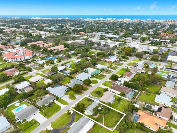 Gulf Acres, 1121 Illinois Dr, Naples, Florida 34103, image 1