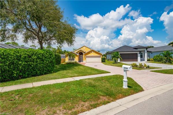 Bougain Village At Queens Park, 3728 Kent Dr, Naples, Florida 34112, image 1
