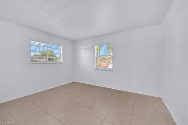 Coconut Grove At Olde Naples, 3937 Lotus Dr, Naples, Florida 34104, image 2
