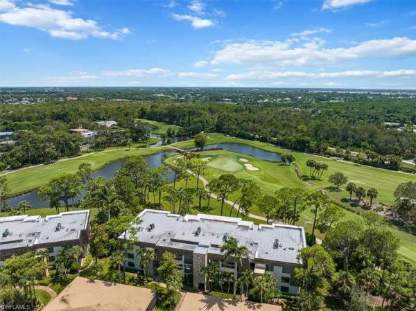 Wilderness Country Club, 107 Clubhouse Ln #190, Naples, Florida 34105, image 1
