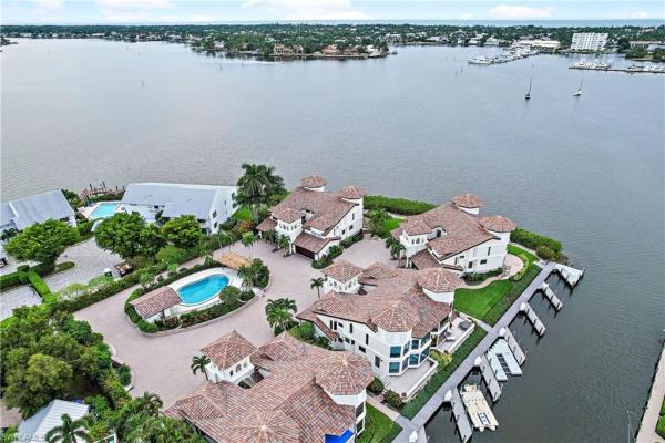 Royal Harbor, 1307 Chesapeake Ave #3-A, Naples, Florida 34102, image 1