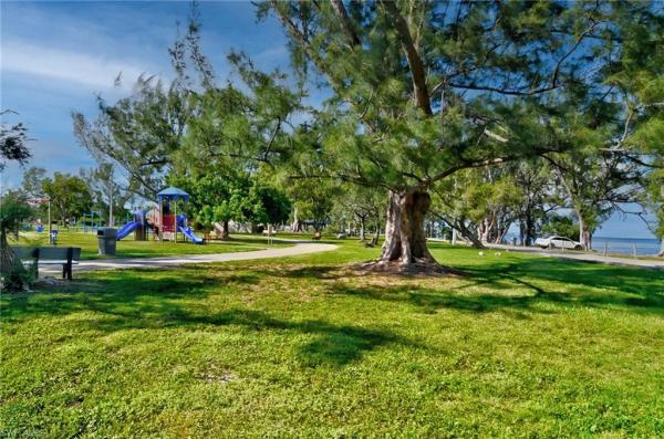 Gullwing, 1926 43rd St #118, Cape Coral, Florida 33904, image 1