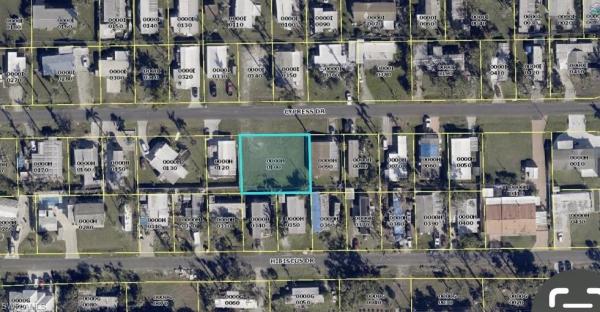 Iona Gardens, 12101 Cypress Dr, Fort Myers, Florida 33908, image 1