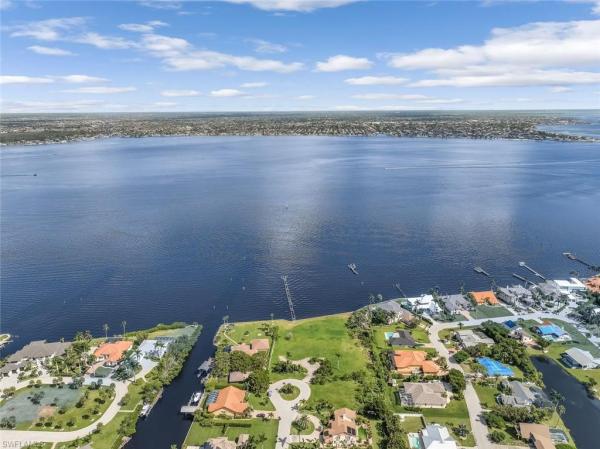 Fort Myers No HOA, 15111 Anchorage Way, Fort Myers, Florida 33908, image 1