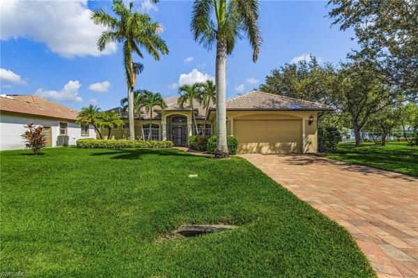 Glen Abbey, 7888 Glenfinnan Cir, Fort Myers, Florida 33912, image 1