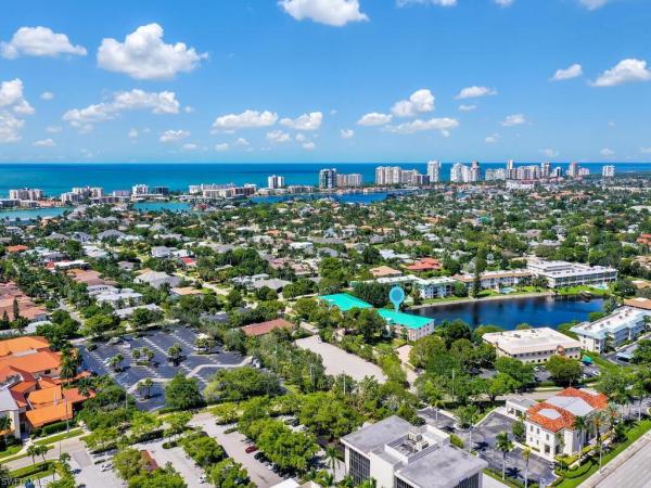 The Suzanne, 855 Ketch Dr #206, Naples, Florida 34103, image 1